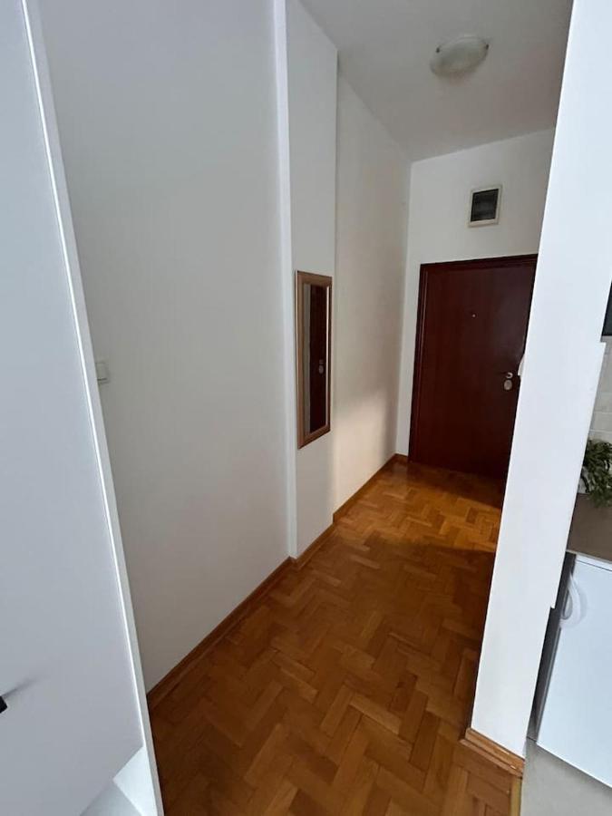 S11 Apartment โนวีซาด ภายนอก รูปภาพ